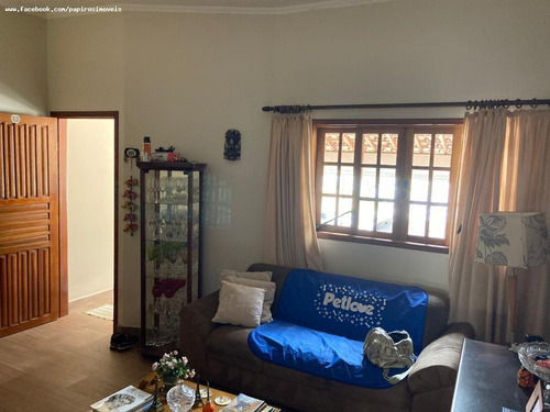 Casa Para Venda Em Tatuí, Vila Doutor Laurindo, 2 Dormitórios, 1 Suíte, 2 Banheiros, 2 Vagas - 808_1-1763135