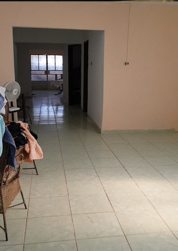 Linda Casa 112m2, No Prado, 2 Quartos, Iluminada, Ventilada