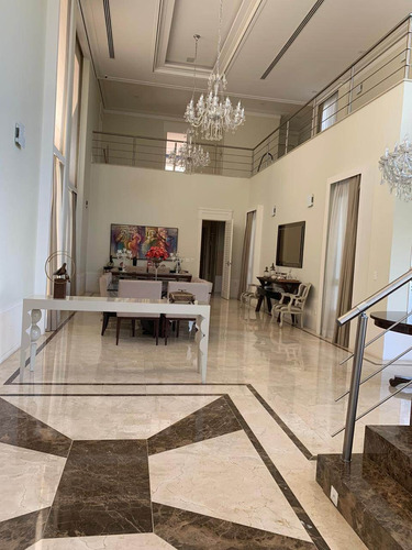 Villa Solaia | Casa | Venda | Piscina Aquecida | Piso Aquecido | 2 Escritórios | Salão De Festas Gourmet - Cnc1023