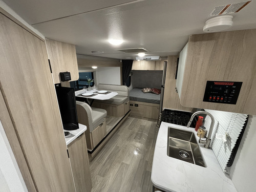 Trailer Importado Winnebago 1821fb - 0km - Y@w2