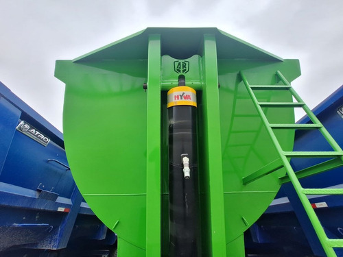 Volteo Góndola Tina De 30 Metros Cubicos Con 3 Ejes