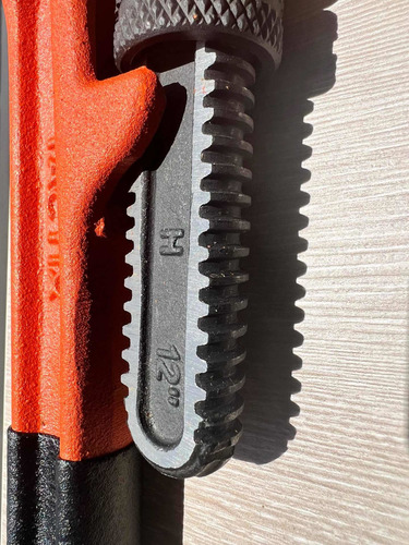 Imagen 2 de 6 de Llave Inglesa Stillson 300mm Profesional 12pulgadas