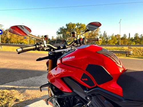 Imagen 9 de 25 de Ducati Streetfighter V4s Unica, Con Accesorios