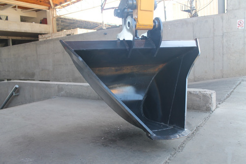 Cucharon Balde Trapezoidal Para Retroexcavadora