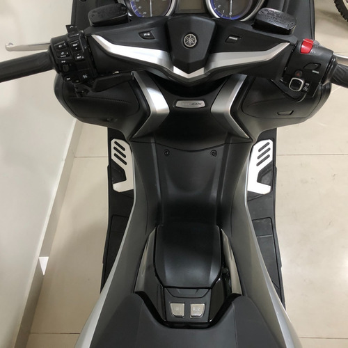 Imagen 8 de 15 de Yamaha T-max Scooter Usado 530 Abs Tmax 2018 Permutas