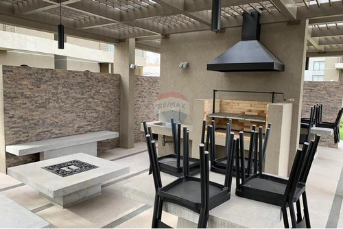 Inversión O Residencial / Metro Y Avenida
