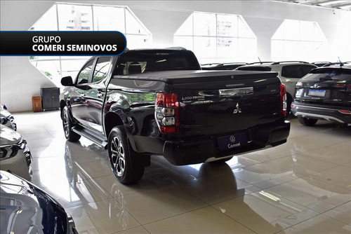 Mitsubishi L200 Triton 2.4 16V TURBO DIESEL SPORT HPE-S CD 4P 4X4 AUTOMÁTICO