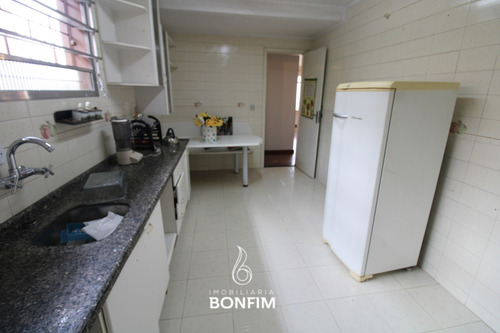 Imagem 10 de 26 de Sobrado Com 4 Dormitórios À Venda Com 200m² Por R$ 949.000,00 No Bairro Guabirotuba - Curitiba / Pr - Sob0168
