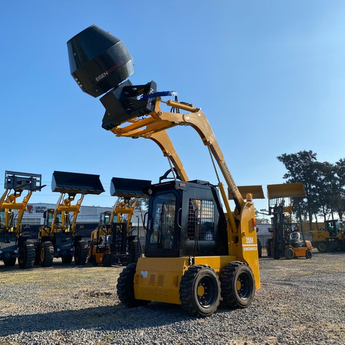Imagen 6 de 19 de Minicargadora Trompo Hormigon 50hp Sinomach 255f Cabinada Aa