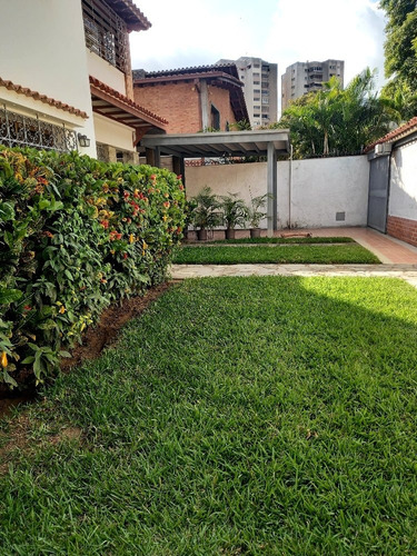 Imagen 2 de 30 de La Floresta Alquilo Anexo En La Parte Alta De Una Casa. 90m