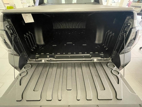 Imagen 4 de 15 de Renault Oroch 1.3 Tce 163 Outsider Mt 2wd Mr