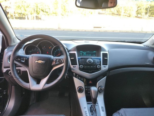 Imagem 4 de 9 de Cruze 1.8 Lt Sport6 16v Flex 4p Automático