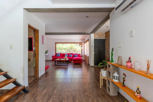 Imagen 11 de 30 de Casa Venta - 1 Dormitorios 2 Baños - 300mts2 Totales - Villa Elisa