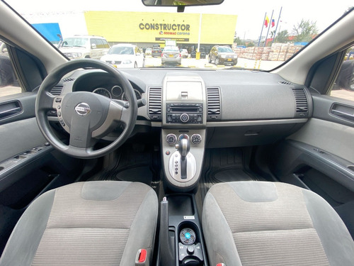 Imagen 19 de 25 de Nissan Sentra 2010