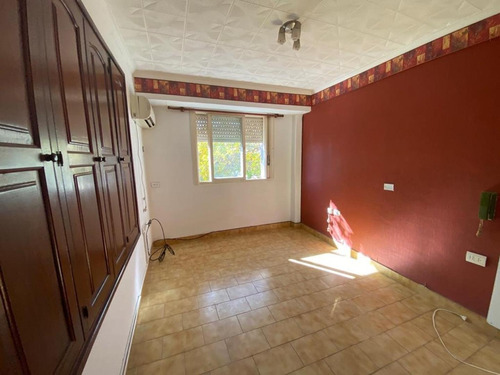 Imagen 10 de 12 de Casa 2/3 Dorm. 2 Baños, Coch. 2 Terr. En Sarg. Cabral