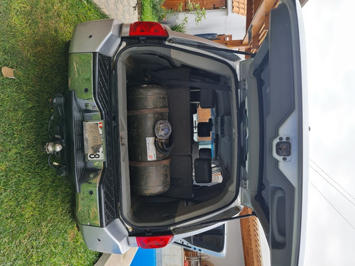 Nissan Armada 2006