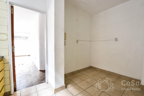 Venta Departamento 2 Dormitorios Con Cochera Retasado