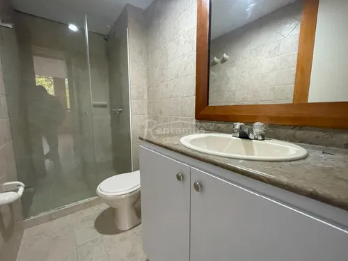 Apartamento En Arriendo En Loma Del Escobero. Cod A776171