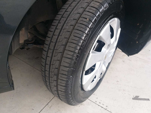 Imagem 10 de 14 de Chevrolet Onix 1.0 Lt Spe/4