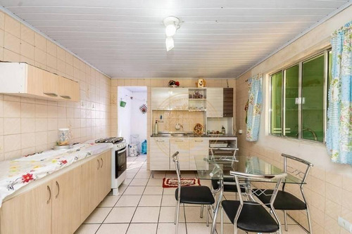 Imagem 21 de 30 de Sobrado Com Excelente Terreno Em Capão Raso - So0067