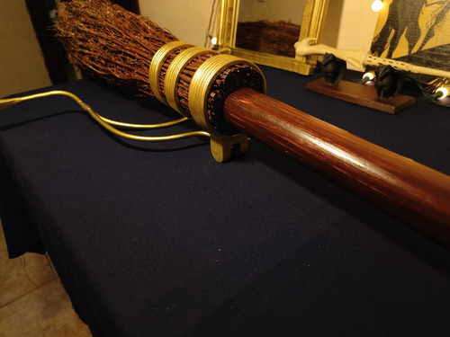 Nimbus 2000 (replica De Lujo)