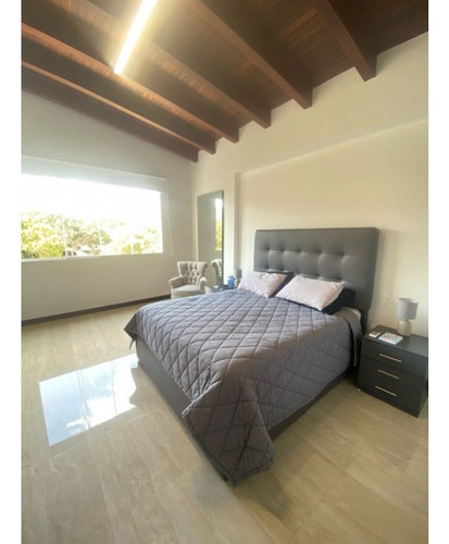 Vendo O Alquilo Casa 800m2 4h+s/8b/6p Prados Del Este 6395