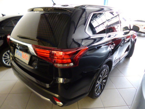 Outlander 2.0 Aut 2016 Preta