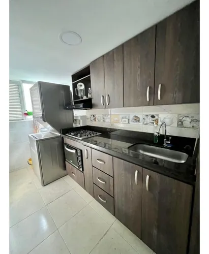 Vendo Comodo Apartamento Rodeo Alto, Parte Baja.