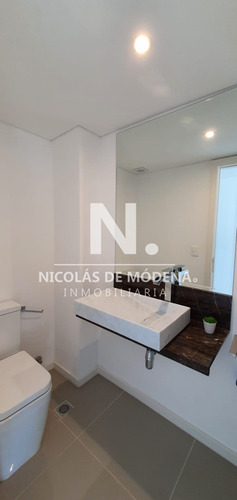 Vende Apartamento Con 2 Dormitorios En Mansa.
