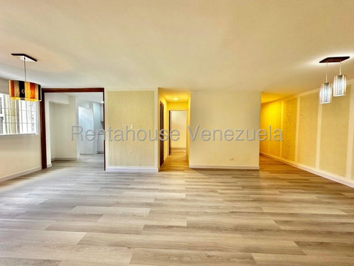 Jg Cod Flex 25-2100 Se Alquila Bello Y Actualizado Apartamento En Colinas De Los Ruices Negociable