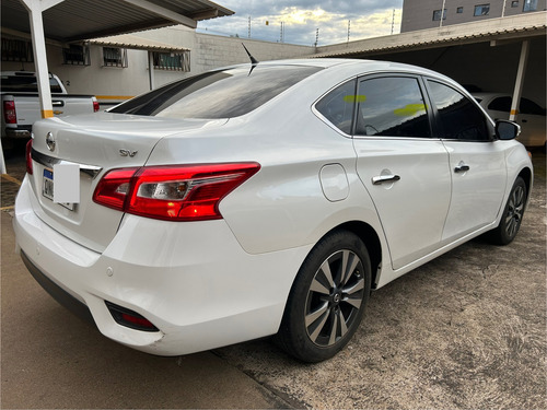 Nissan Sentra 2.0 Sv Flex Aut. 4p