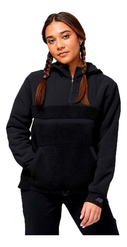 New Balance Buzo Lifestyle Mujer Anorak Sherpa Negro Ras