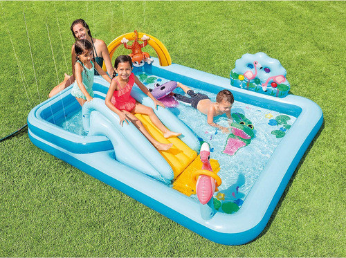 Piscina Inflable Del Castillo La Piscina Inflable La Piscina