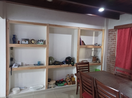 Local Comercial Y Casa De Dos Plantas