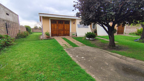 Venta Casa 2 Dormitorios Colonia Tirolesa