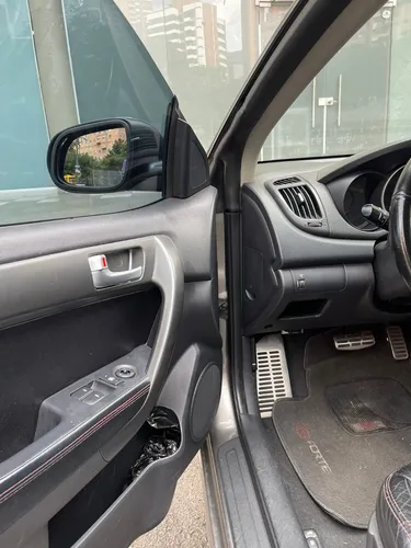 Kia Cerato Koup 2012 Automatico