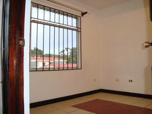Acogedor Y Cómodo Apto En Zona De Alta Conectividad