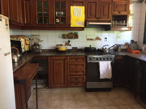 Imagen 5 de 18 de Casa En Venta De 7 Ambientes En Bella Vista