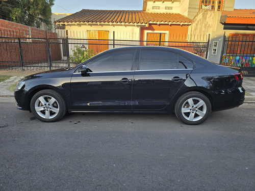 Volkswagen Vento 2.5 Luxury 170cv