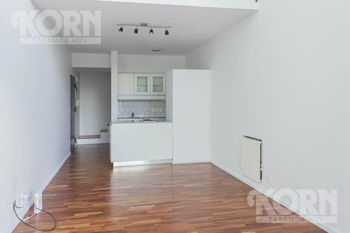 Imagen 7 de 22 de Venta Duplex 2 Ambientes Al Frente, Con Toilette Y Balcón Apto Profesional En Belgrano