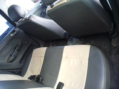 Imagem 5 de 11 de Volkswagen Gol 2012 1.0 Total Flex 5p