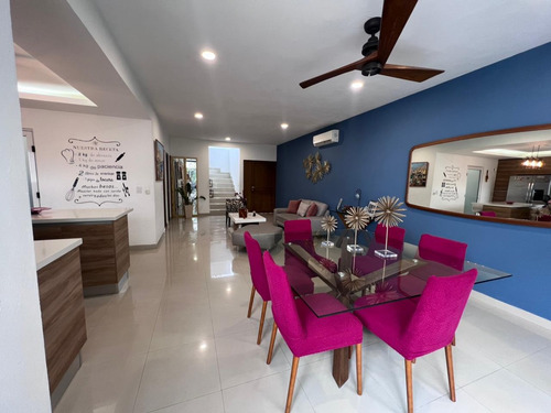 Casa En Venta En Residencial Palmaris
