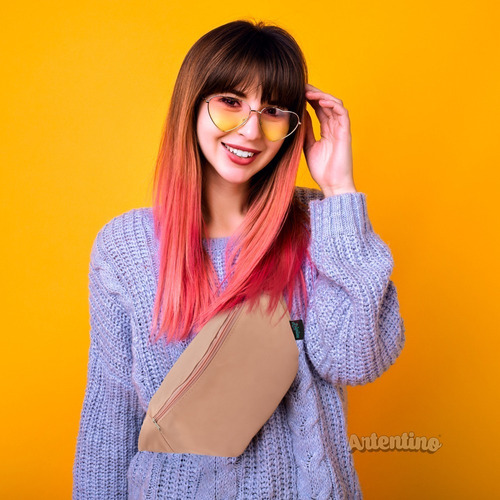 Imagen 2 de 4 de Maxi Riñonera Cartera Grande Mujer Urbana Bandolera Gigante