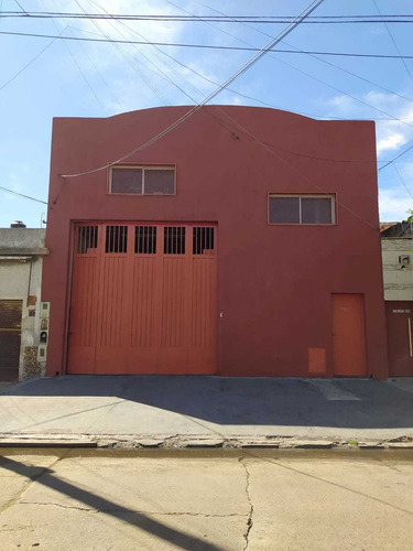 Imagen 1 de 16 de Galpon En Venta En Lanús Oeste