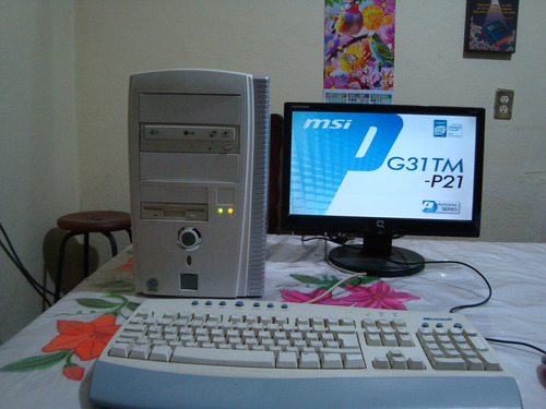 Vendo Cpu Esys Vintage (Usado)