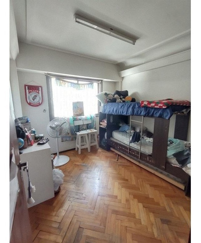 Imagen 4 de 18 de Venta 4 Ambientes Con Dependencia Y Cochera Flores