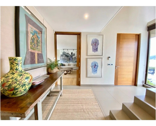 Disponibilidad Inmediata, Impecable, En Condominio