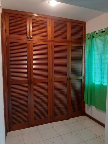Imagen 12 de 18 de Mariano Urbina Vende Apartamento En Los Mangos Res Casablanca Foa-2120
