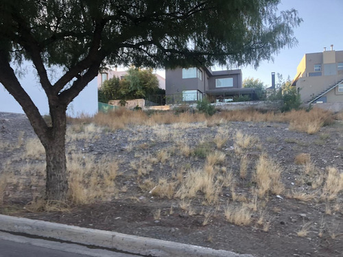 Imagen 1 de 6 de Lote En Barrio Dalvian