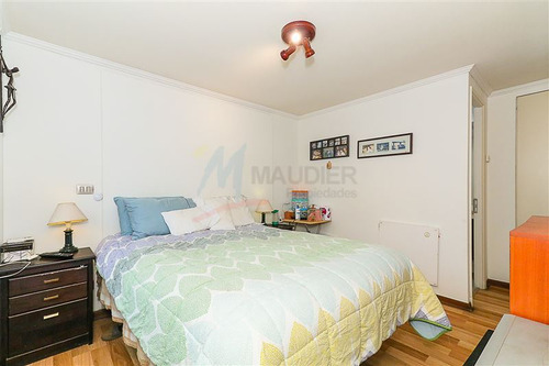 Departamento En Venta De 3 Dorm. En Providencia